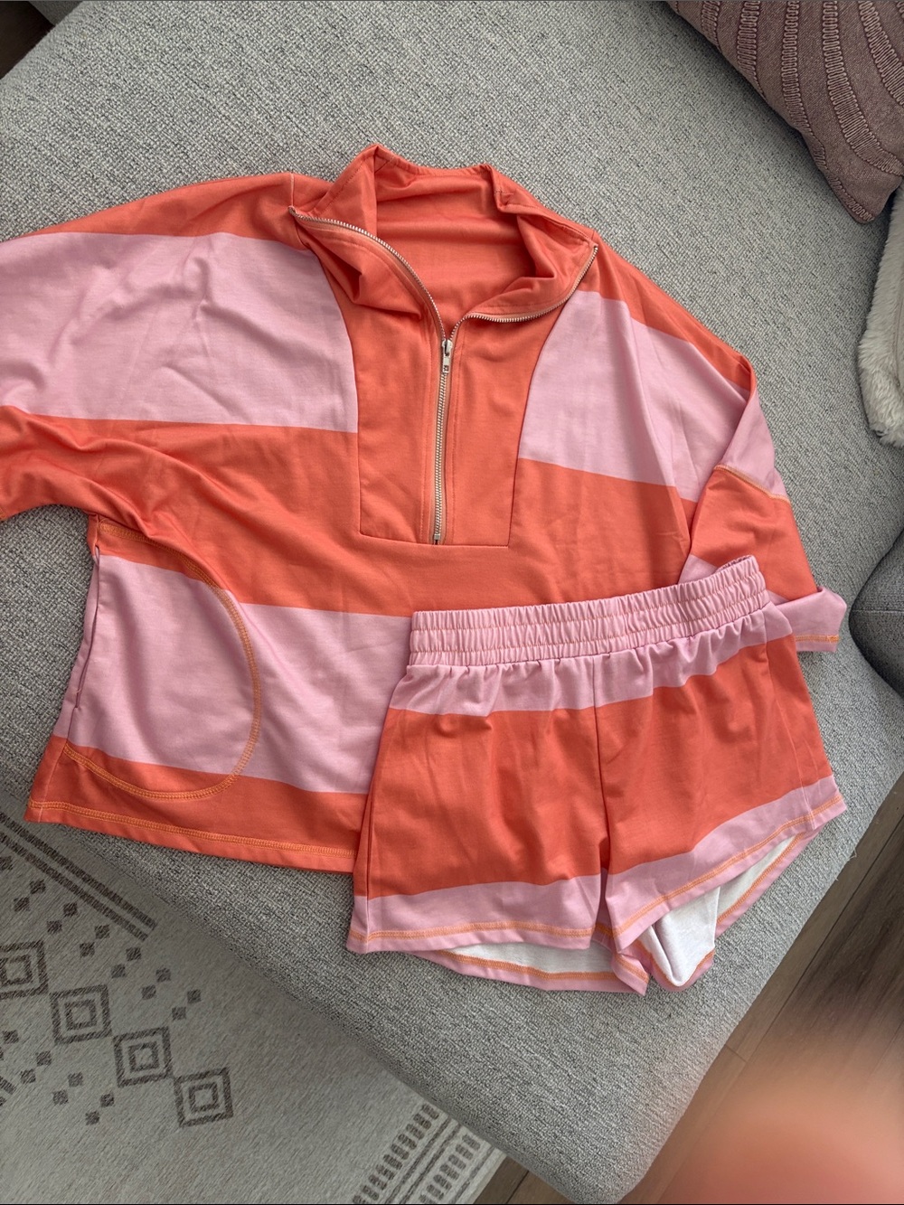 Amazon Pink and Orange Women's Colorblock Lounge Set